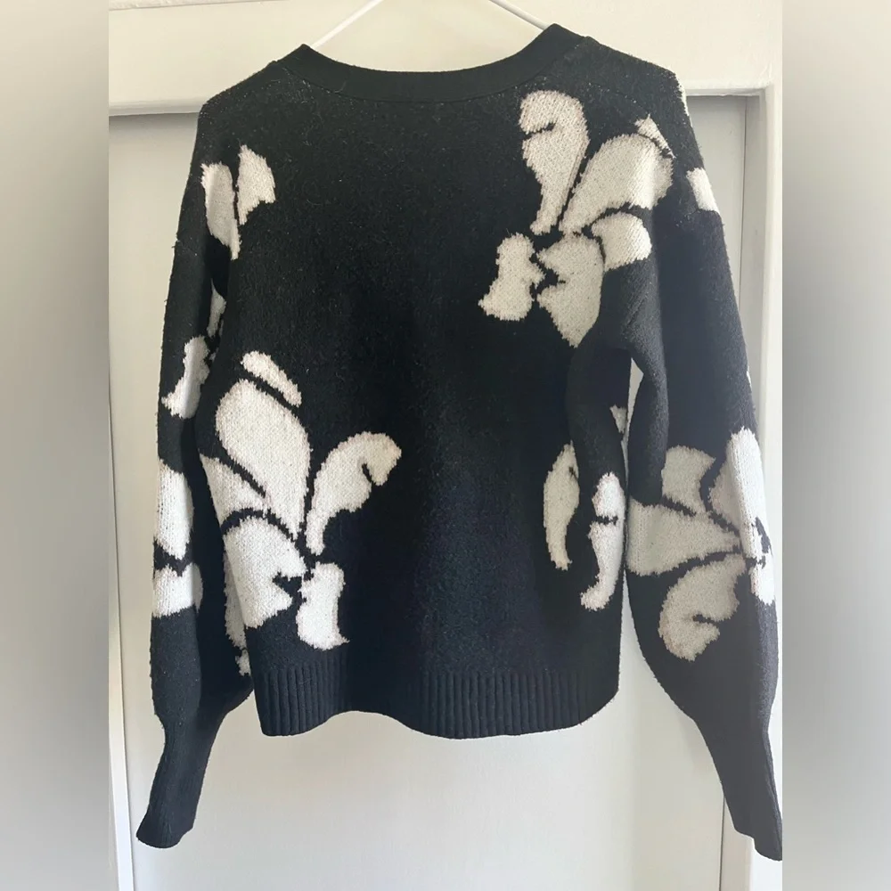 Anthropologie Sidra Floral Knit Cardigan Black White Vneck XS - Picture 3 of 7